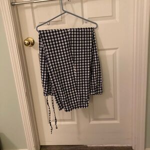 Ladies seersucker pants elastic waist with deep side pockets,